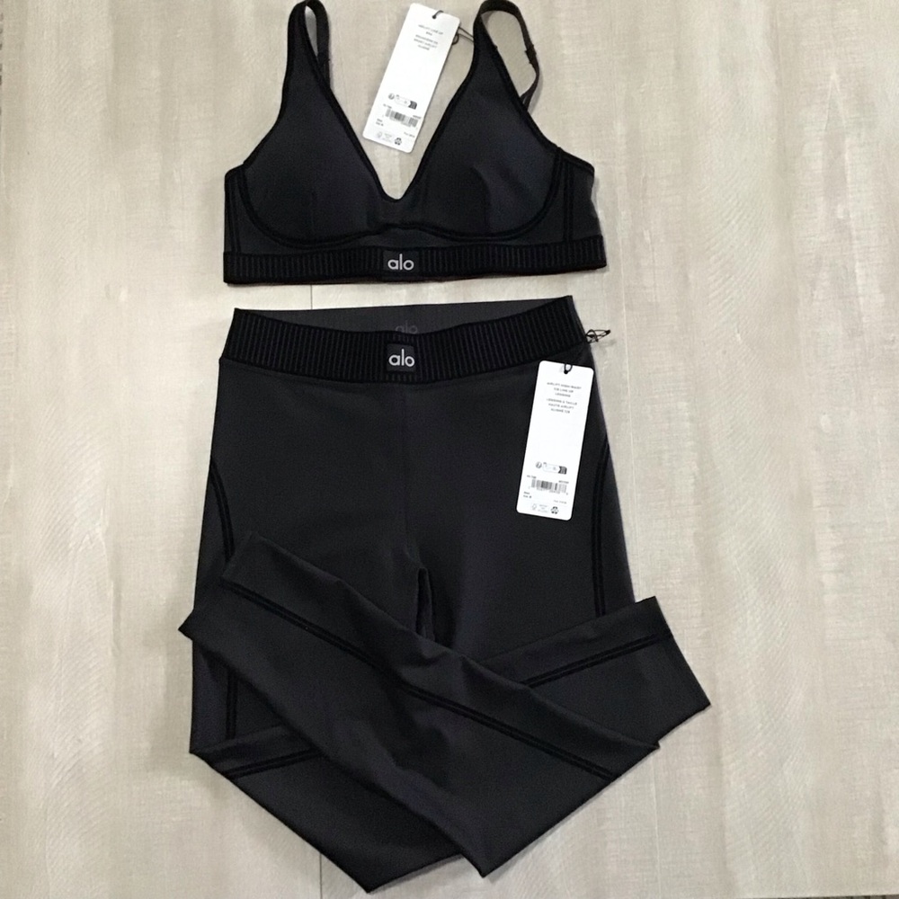 Alo Yoga Line Up Bra and High Waist 7/8 Line Legging Set